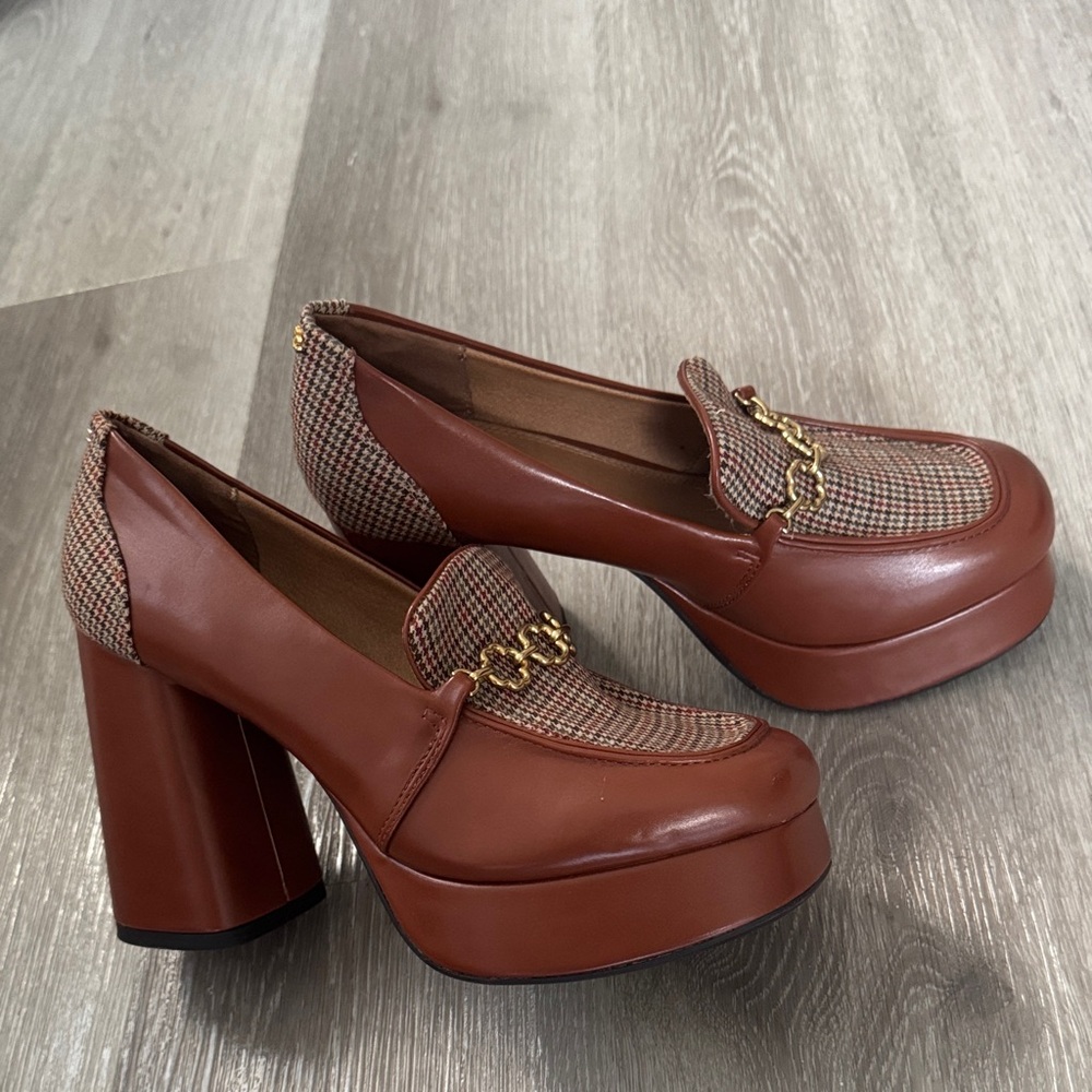 Chunky Platform Loafers in Cognac Brown with Tweed and Gold Chain